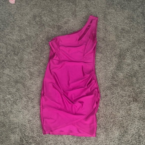 FUSHIA DRESS - Picture 1 of 1